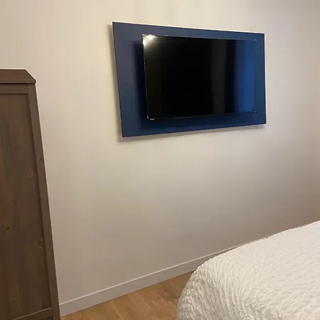 Jacuzzi Centre Apartment Caen